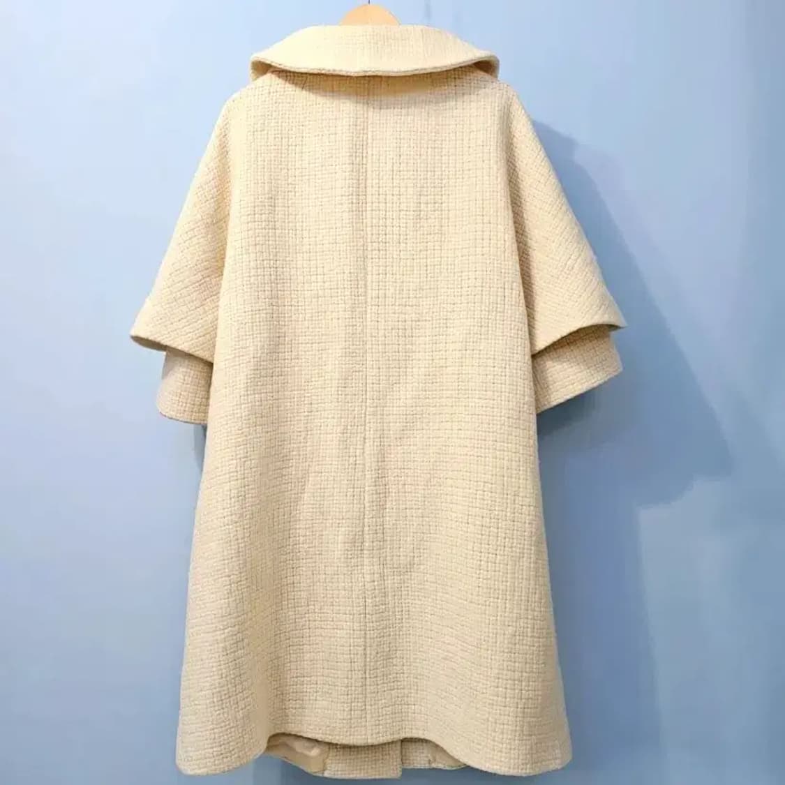 펜디 아이보리 코트 정품 42사이즈 상품이미지7