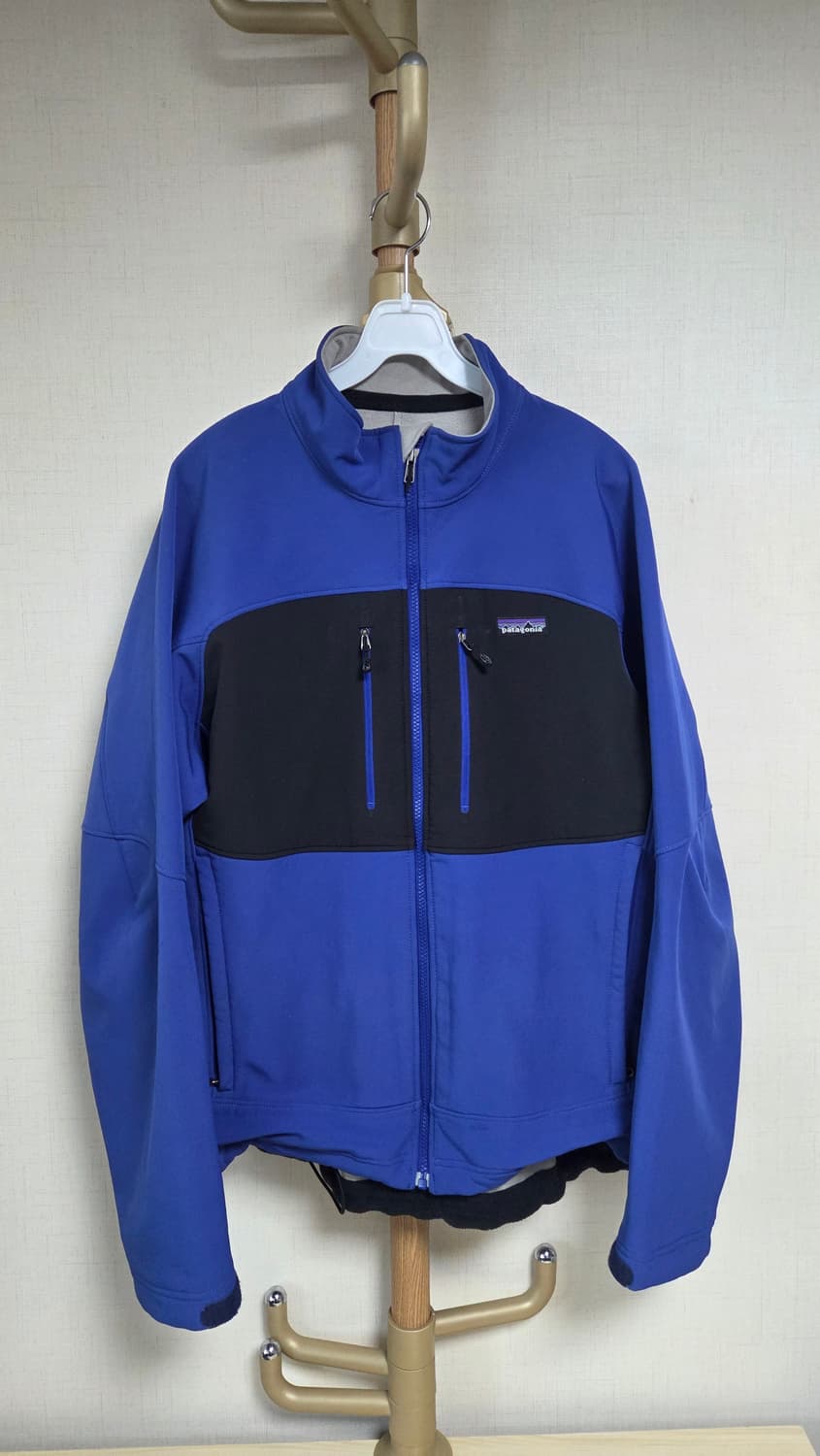 파타고니아 소프트쉘 자켓  상품이미지1