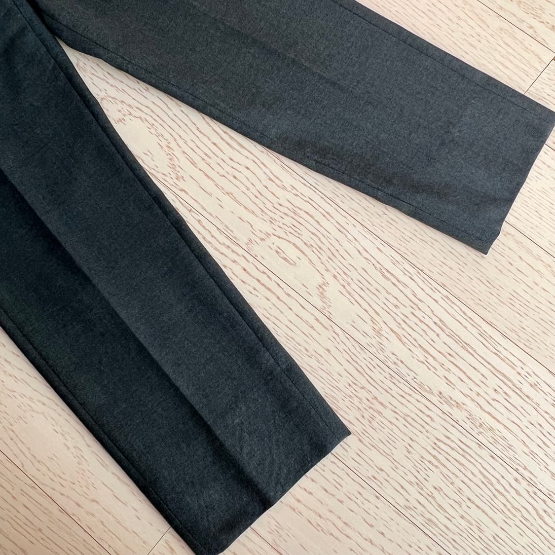 포터리 울 스포츠 셋업 하의 테이퍼드 트라우저  상품이미지9