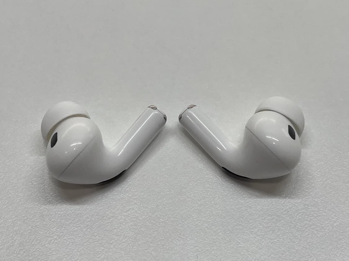 에어팟 프로 2세대 (맥세이프 무선충전 C타입)팝니다 상품이미지8