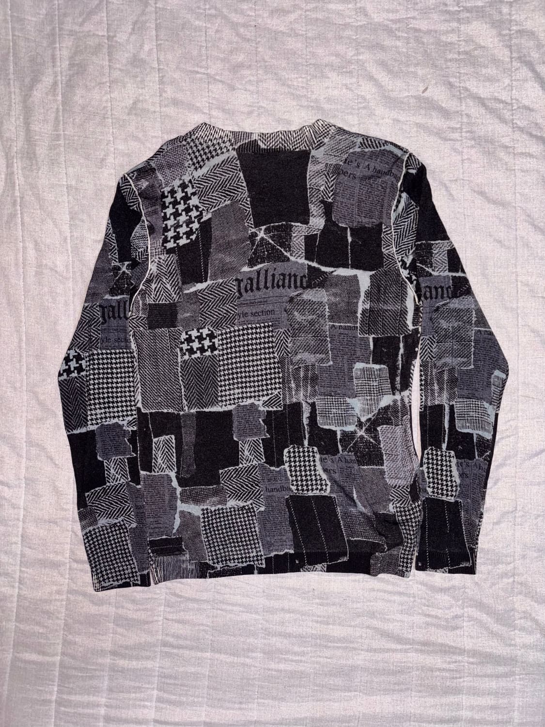 존 갈리아노 뉴스페이퍼 패치워크 니트 상품이미지2