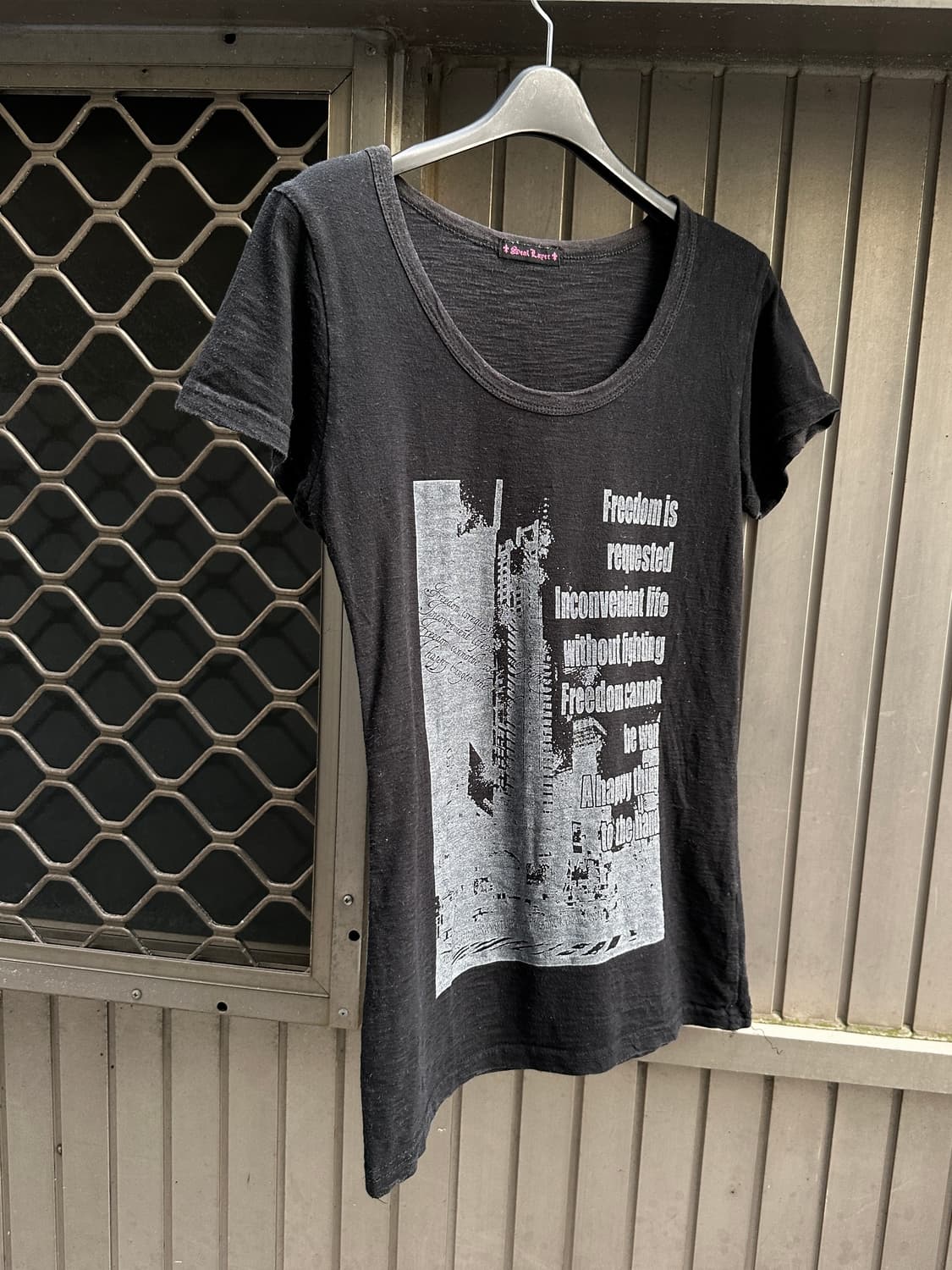 Vintage FREEDOM lettering printing tee 상품이미지2