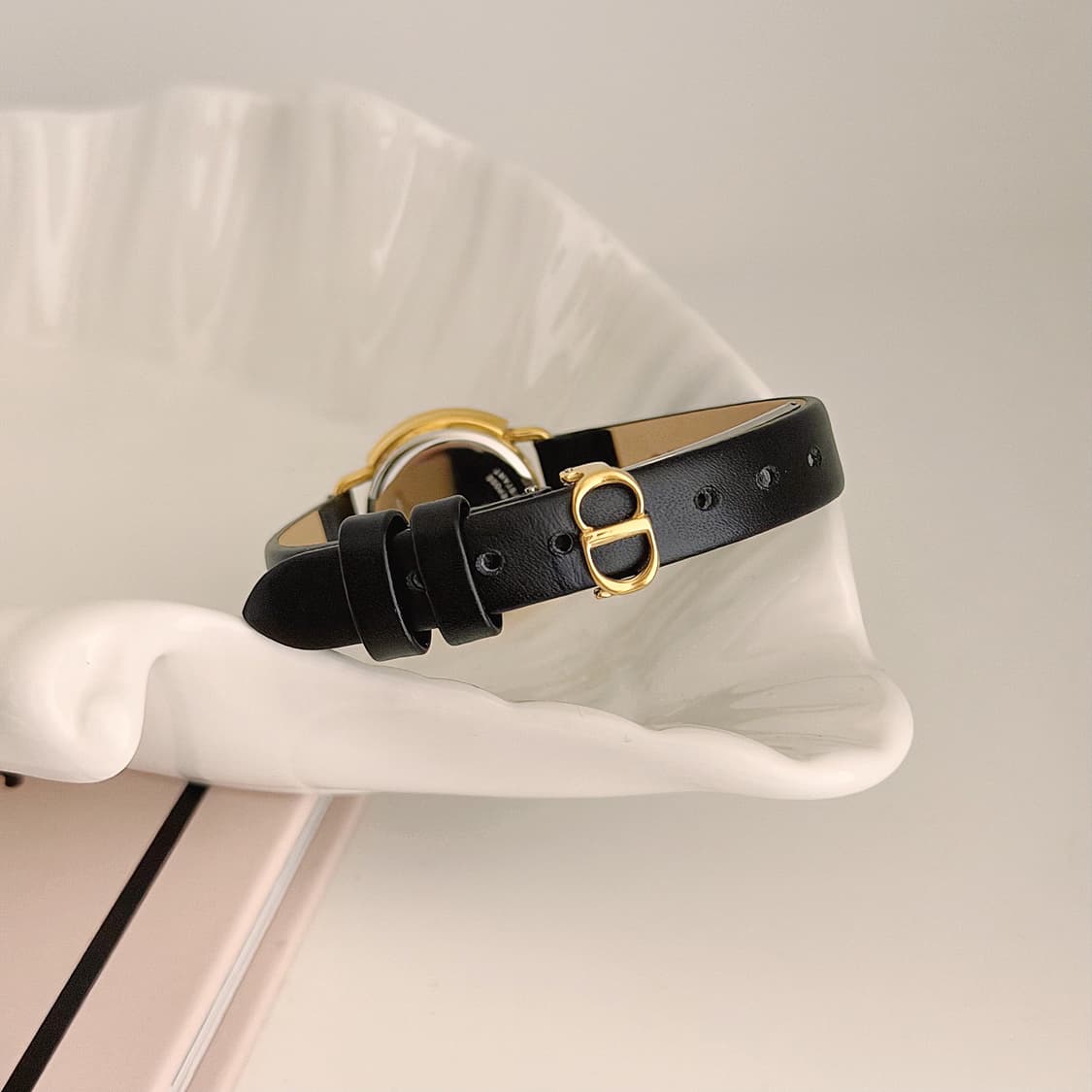 디올 CD 버클시계 [감정서 포함] 상품이미지1