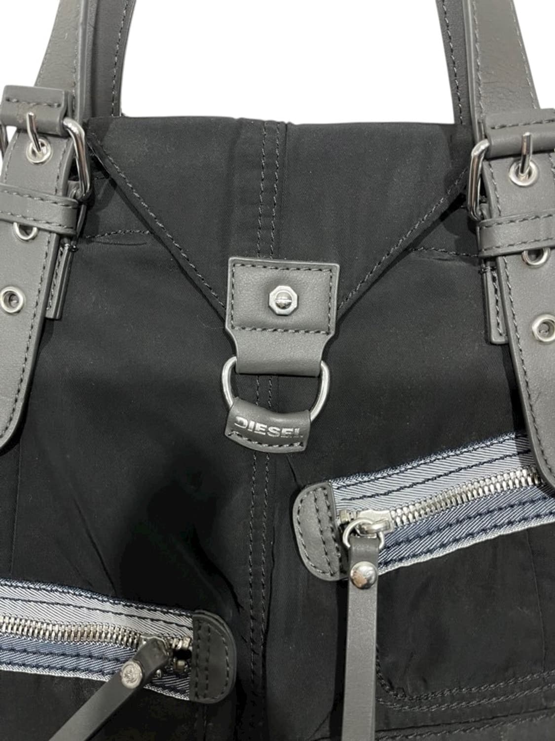 DIESEL Black Multi-Zip Shoulder Bag  상품이미지7