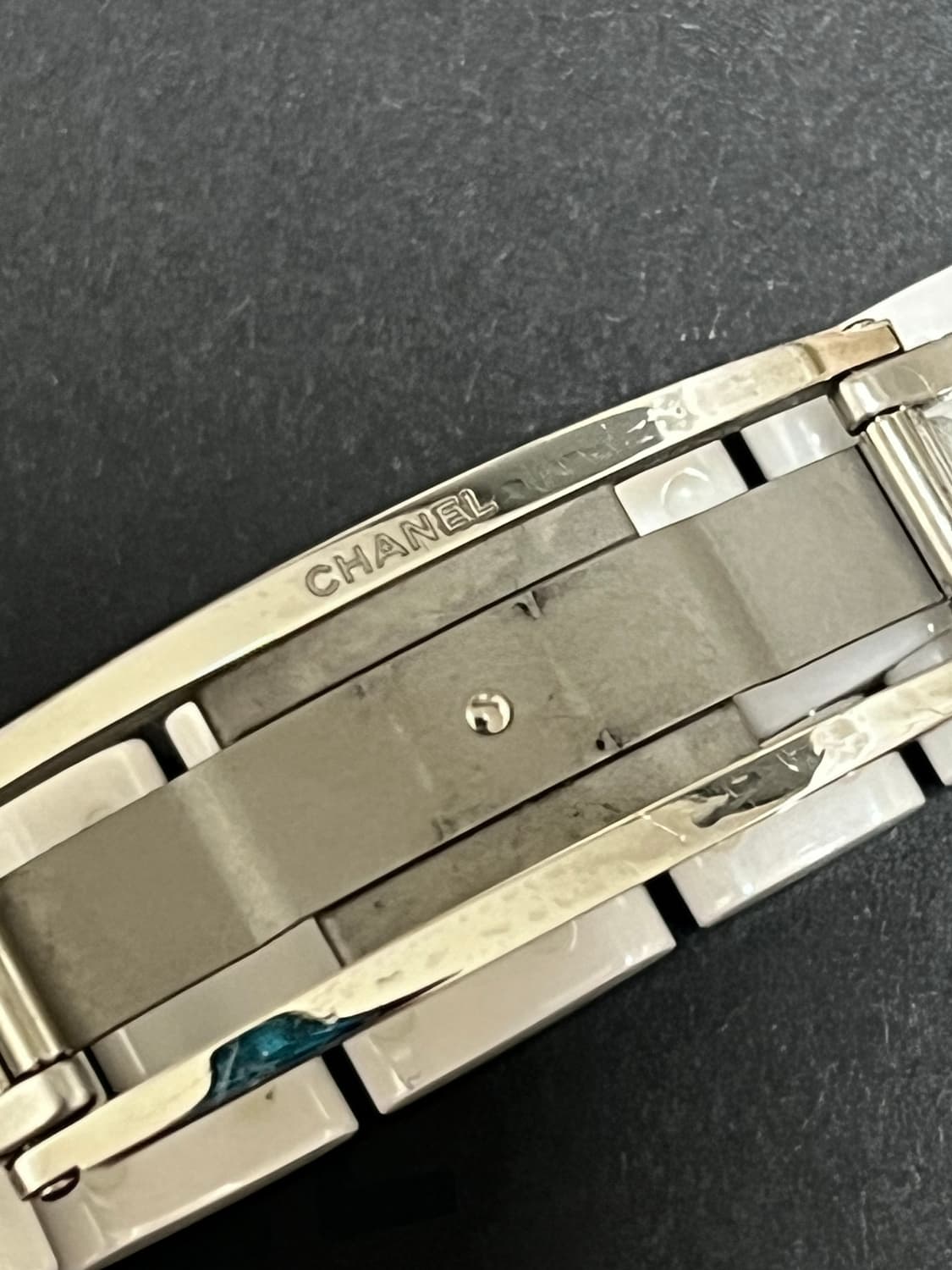 샤넬 / J12 시계 H5698 / 화이트 / 33mm 상품이미지5