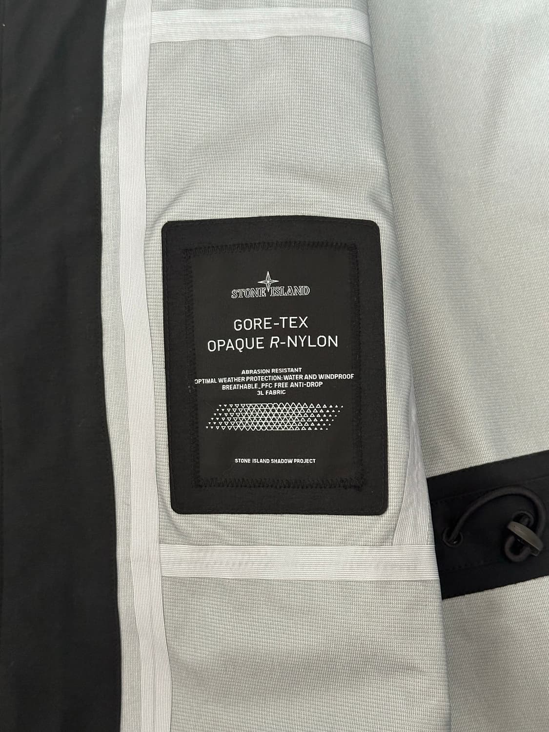 스톤아일랜드 쉐도우 고어텍스 오파크 자켓 L(105) 국내판 상품이미지2