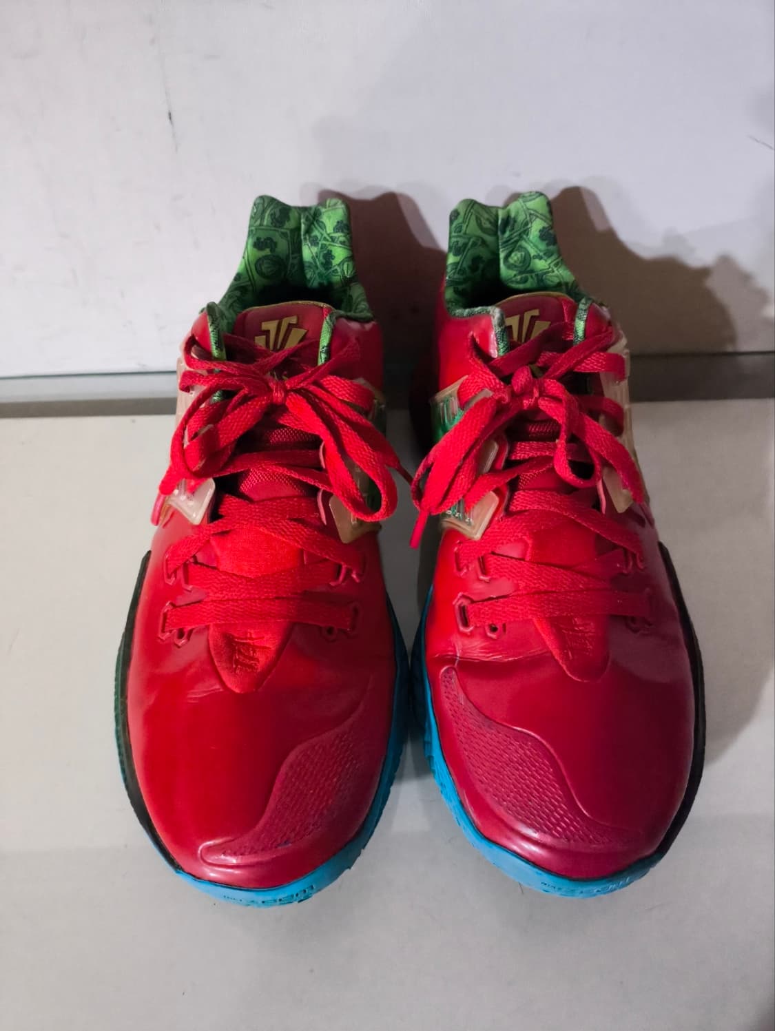 265mm 스폰지밥 x 나이키 카이리 로우2 집게사장 상품이미지4