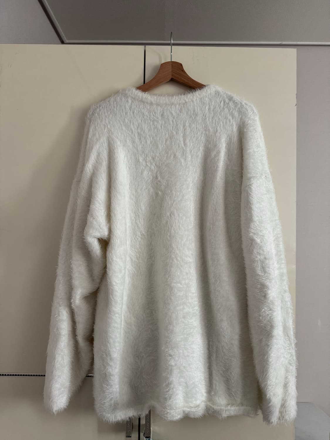 erl 브이넥 니트 xl 지디착용 상품이미지5