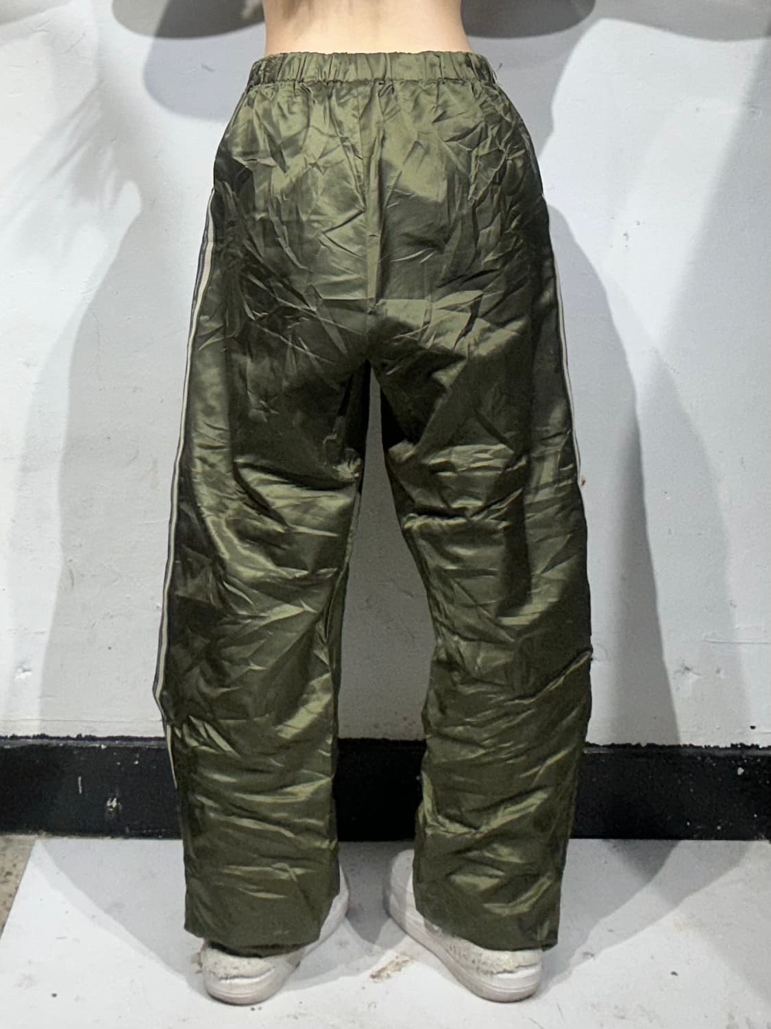 빈티지 윌리엄 카키 와이드 베이지 사이드 라인 트랙 팬츠 L 상품이미지3