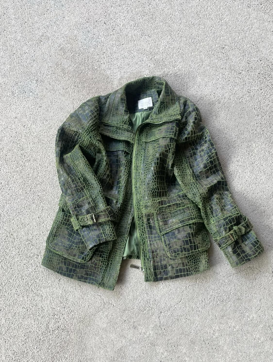 Dip green crocodile leather jacket 상품이미지2