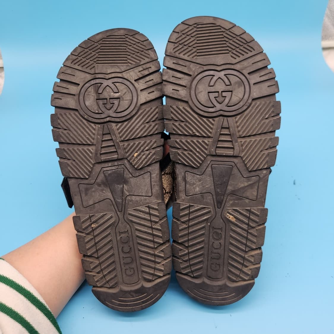o 구찌 GG 로고 남성슬리퍼 42 270 상품이미지3