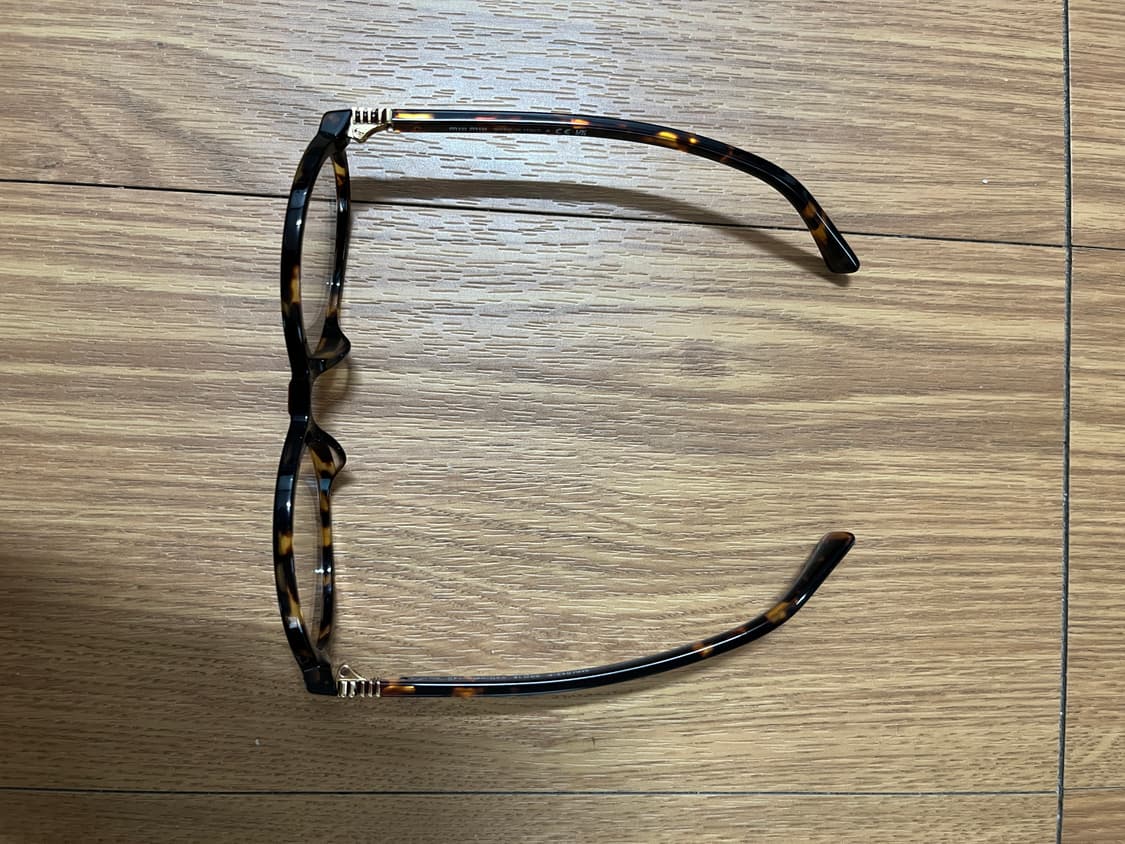 미우미우 리가드안경 판매합니다 상품이미지9