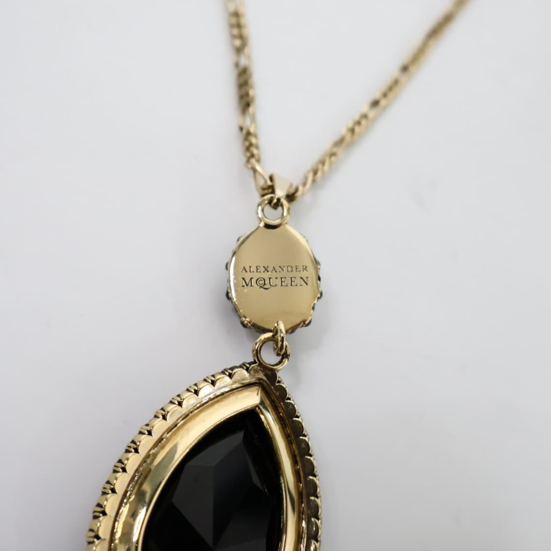 알렉산더 맥퀸 블랙 크리스탈 드롭 펜던트 목걸이 상품이미지5
