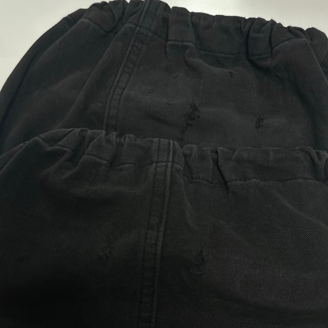 아캄 Knee Pin-tuck Contrast Cargo Pants 상품이미지2