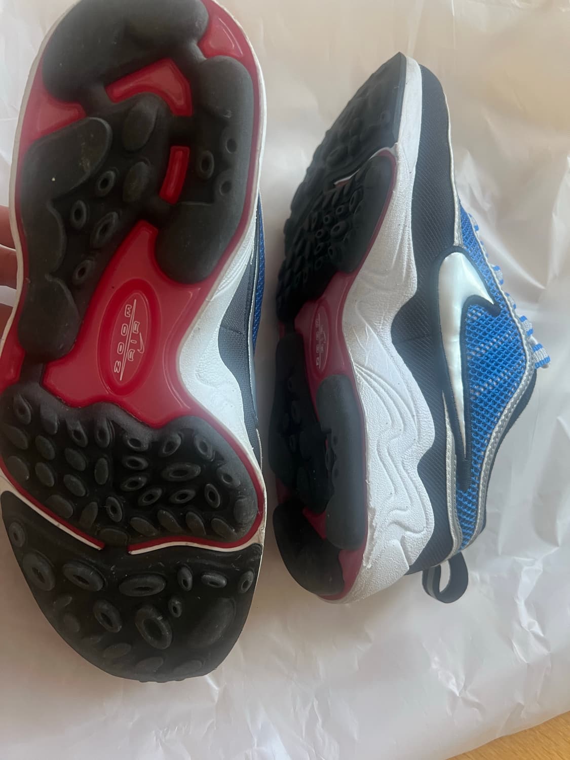 나이키 에어 줌 스피리돈 블랙 앤 시그널 블루 상품이미지4