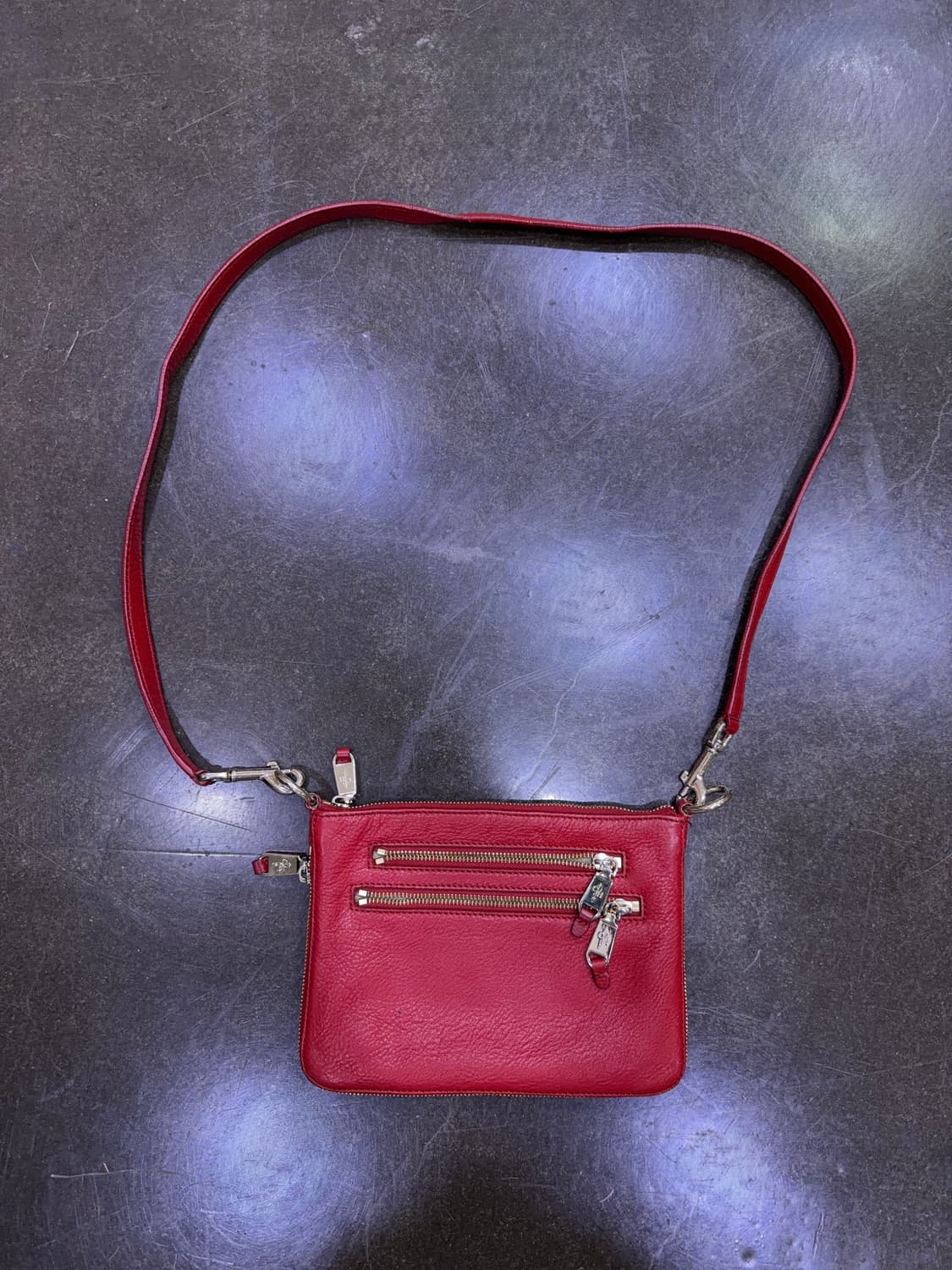 콜한 지퍼 디자인 가죽 레더 크로스바디 크로스백 레드와인 상품이미지1