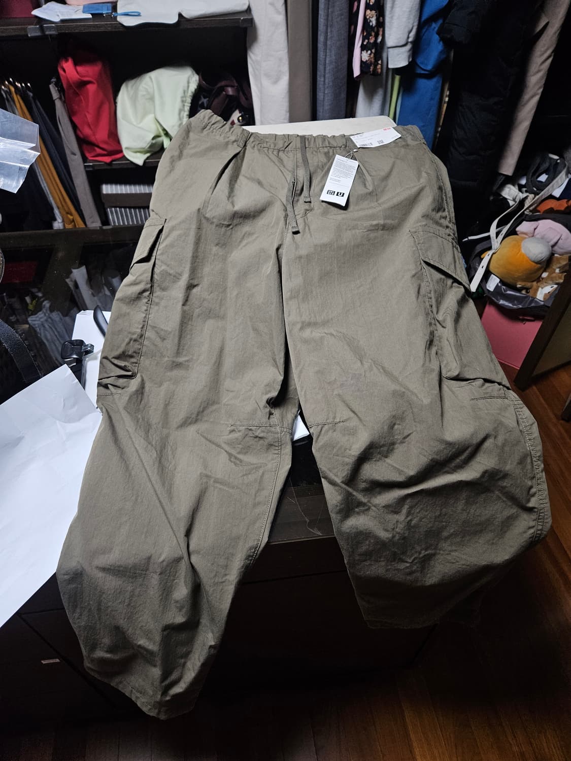 [L] 유니클로 와이드핏 파라슈트 카고팬츠 상품이미지9