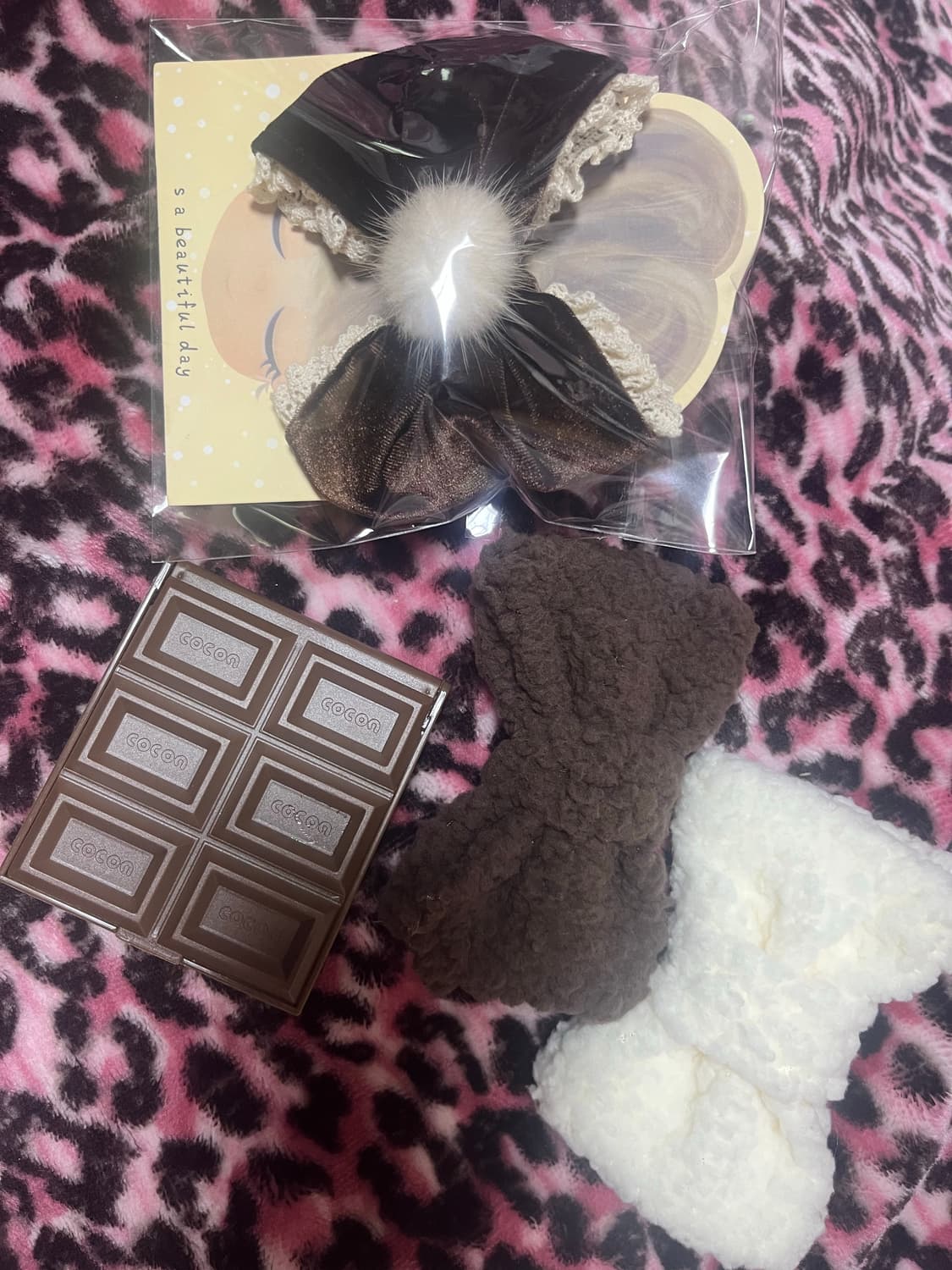 라떼갸루 히메갸루 리본 브로치, 스쿠쿠 리본 폼폼이 헤어슈슈 상품이미지1