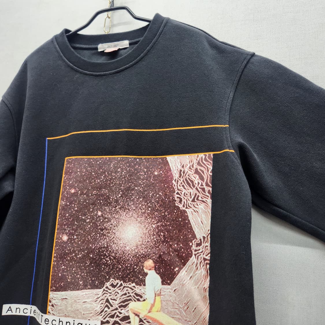 쥬시쥬디 스페이스 프린팅 반팔티 S(L) 상품이미지3