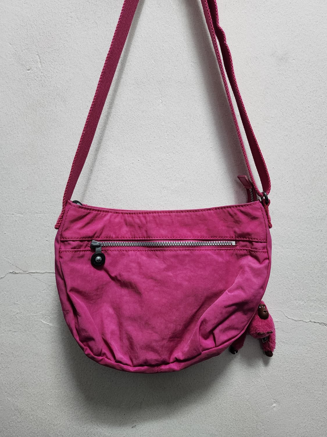 키플링 Y2K 핑크색 크로스백 가방  상품이미지2