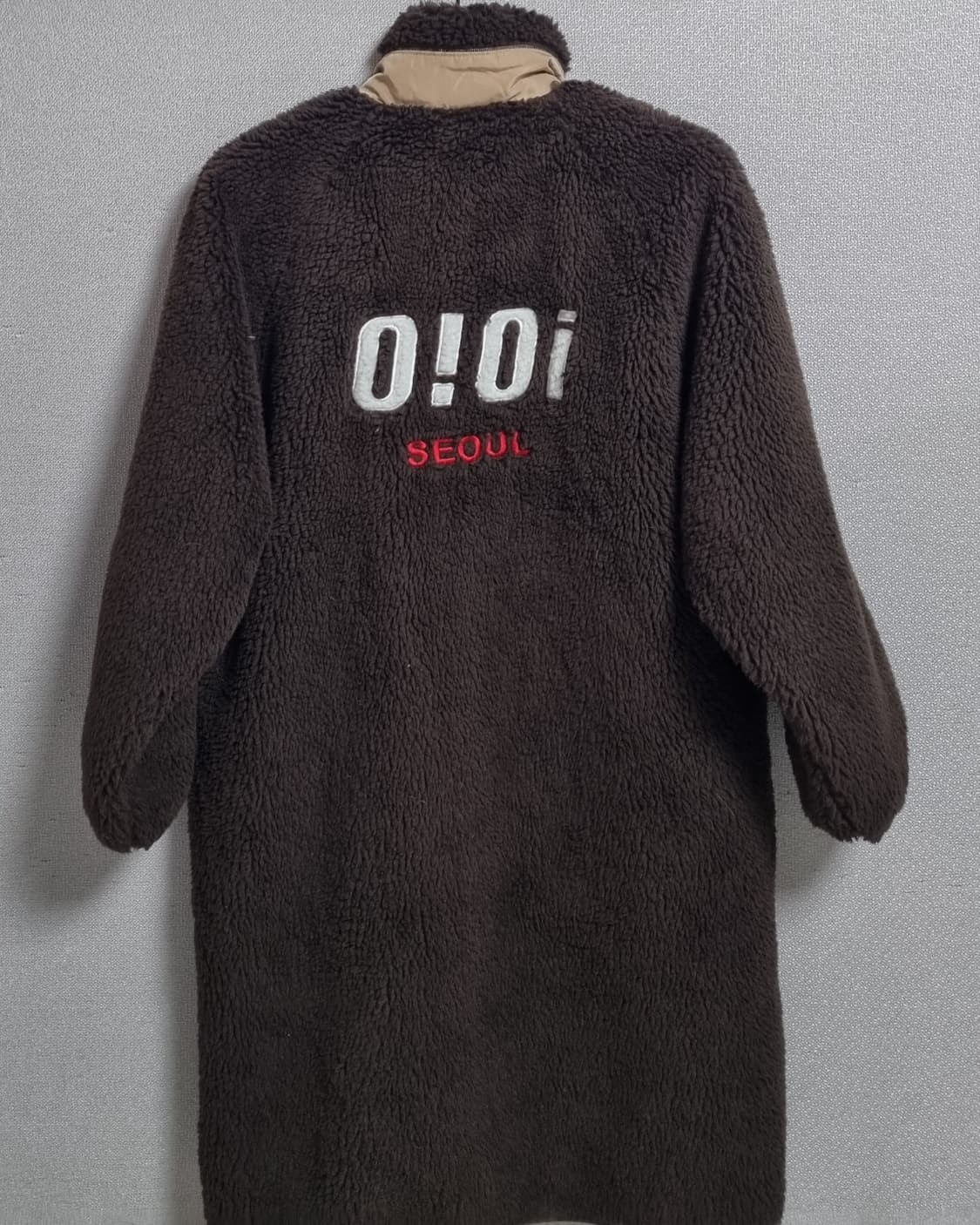 M ) oioi 오아이오아이 브라운 롱 뽀글이 집업 상품이미지2