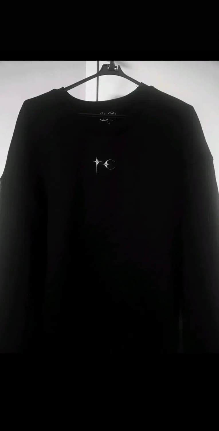 클럽 컬러 엠블럼 스웨트셔츠 블랙 상품이미지3