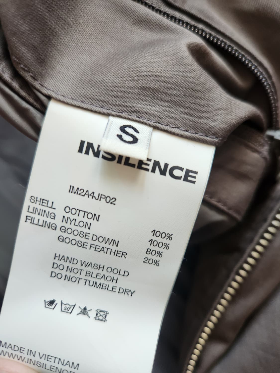 인사일런스 수피마 구스다운 자켓 상품이미지3