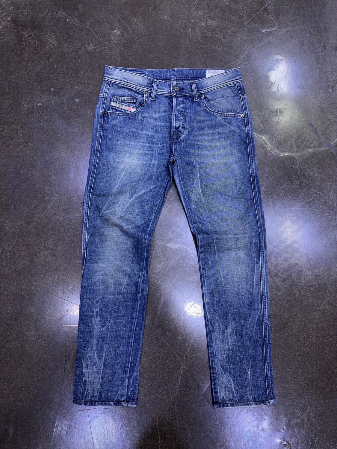 디젤 Staffy 스태피 레귤러 테이퍼드핏 빈티지 데님팬츠 28 상품이미지1