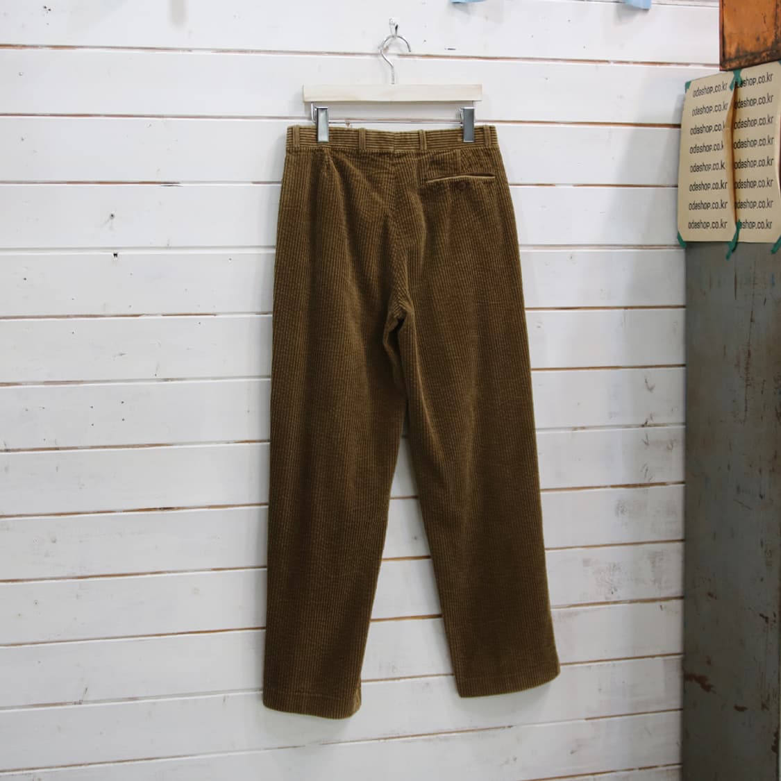 (착용컷) LAvion 코듀로이 팬츠 (남성용 29) 상품이미지2