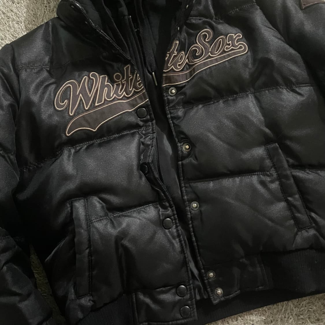 MLB 후드 레이어드 바시티 패딩 자켓 블랙 상품이미지4