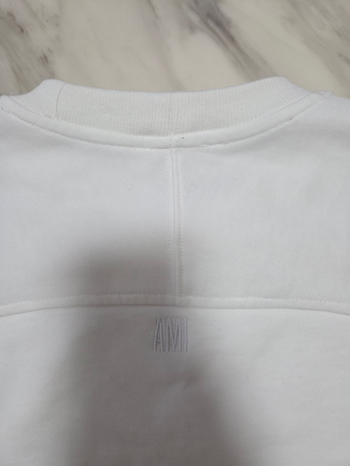 아미 공용 스웻 맨투맨 상품이미지8