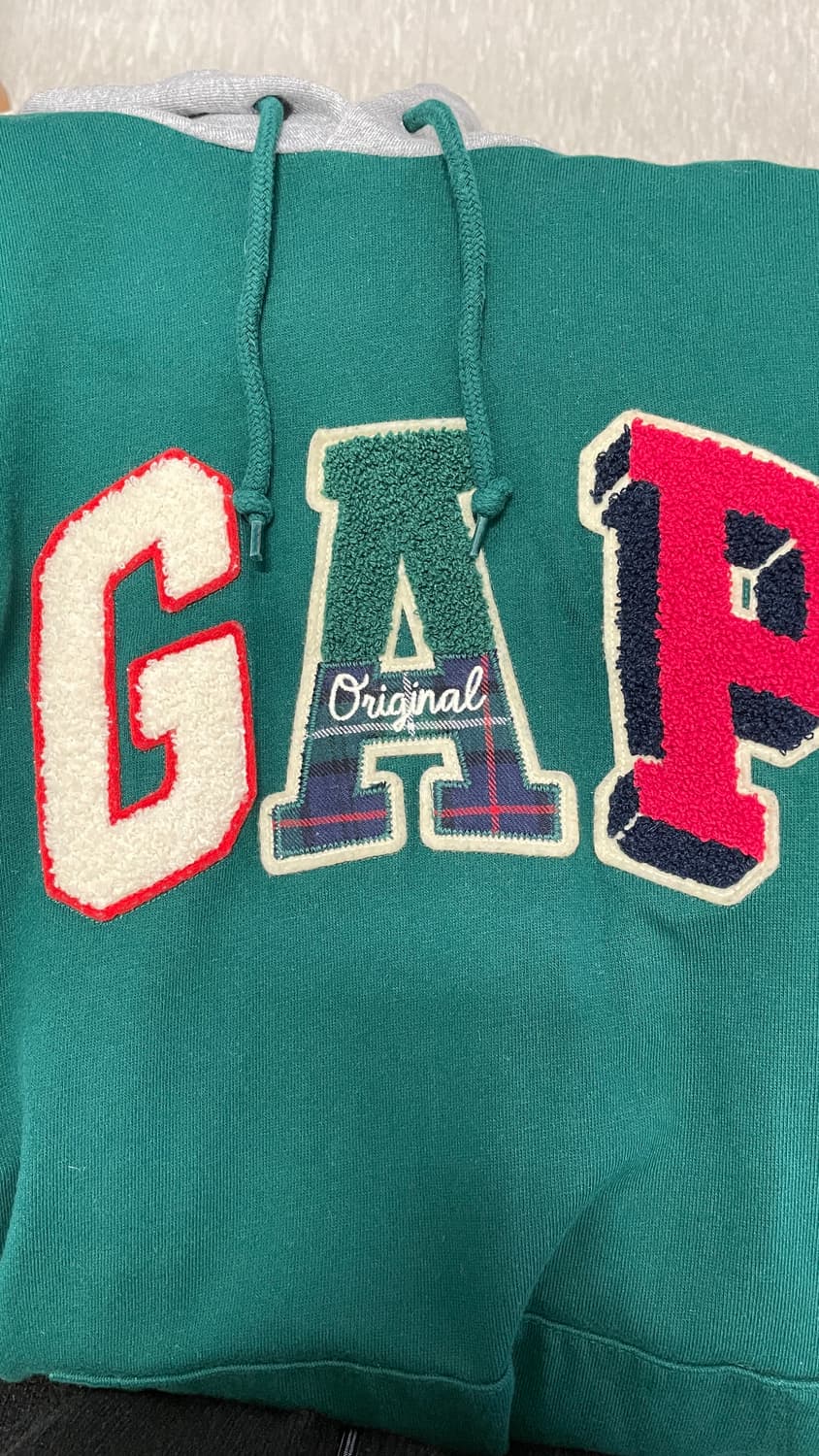 GAP갭 스펠아웃 패치 멀티컬러 후드 상품이미지3