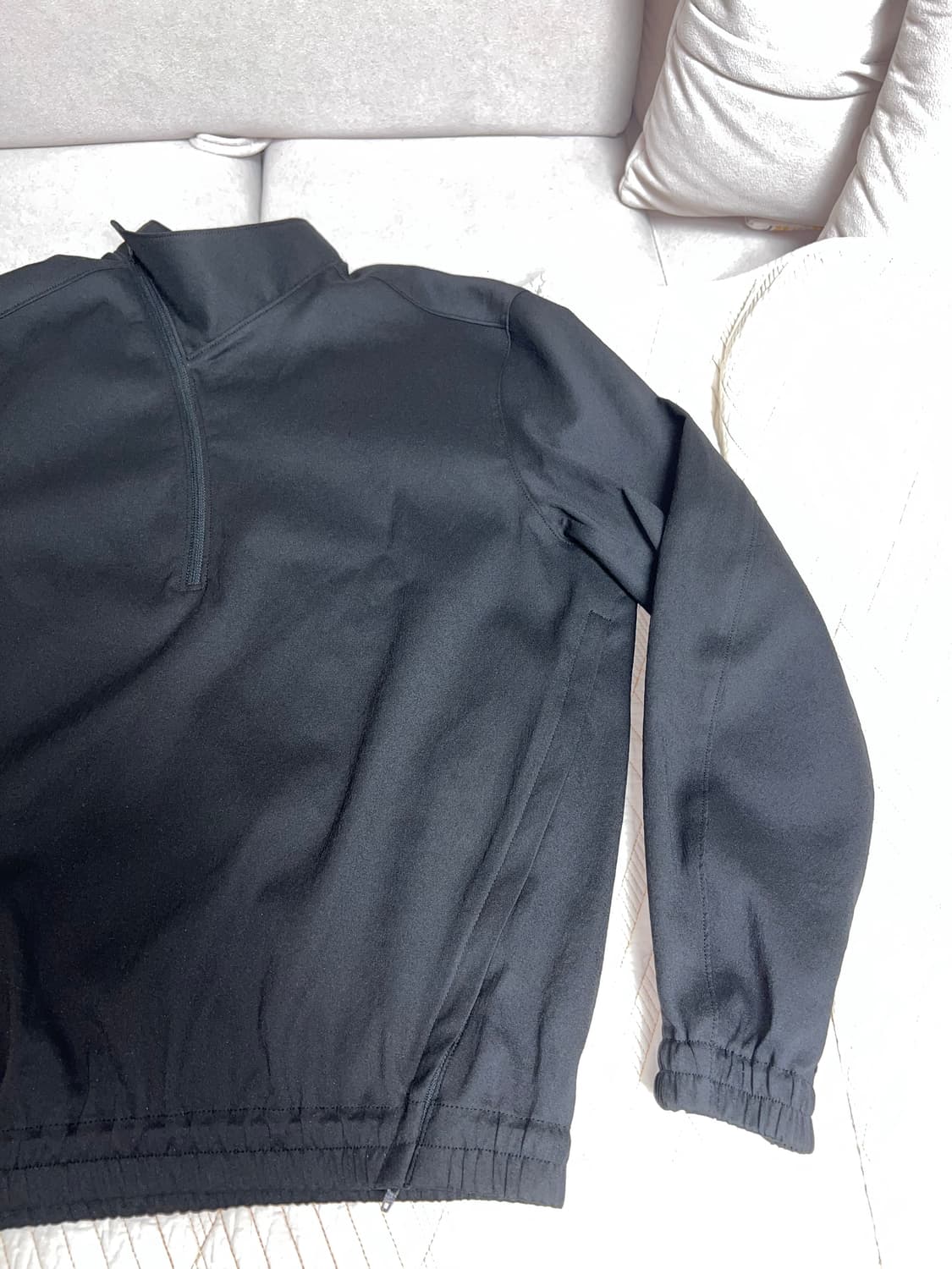 누마레ee 커브드 하프집업 블랙 L 사이즈  상품이미지4