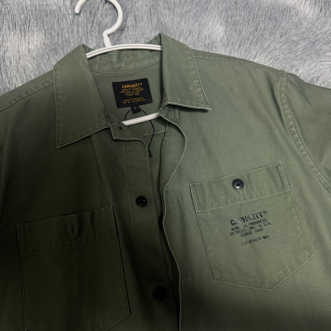 칼하트 카키 워크셔츠 S사이즈 거의새것 상품이미지2