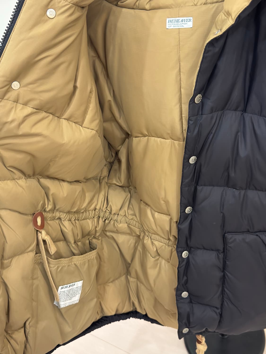 (무료배송) 비헤비어 시에라 덕 다운 파카 블랙 2사이즈 판매합니다! 상품이미지4