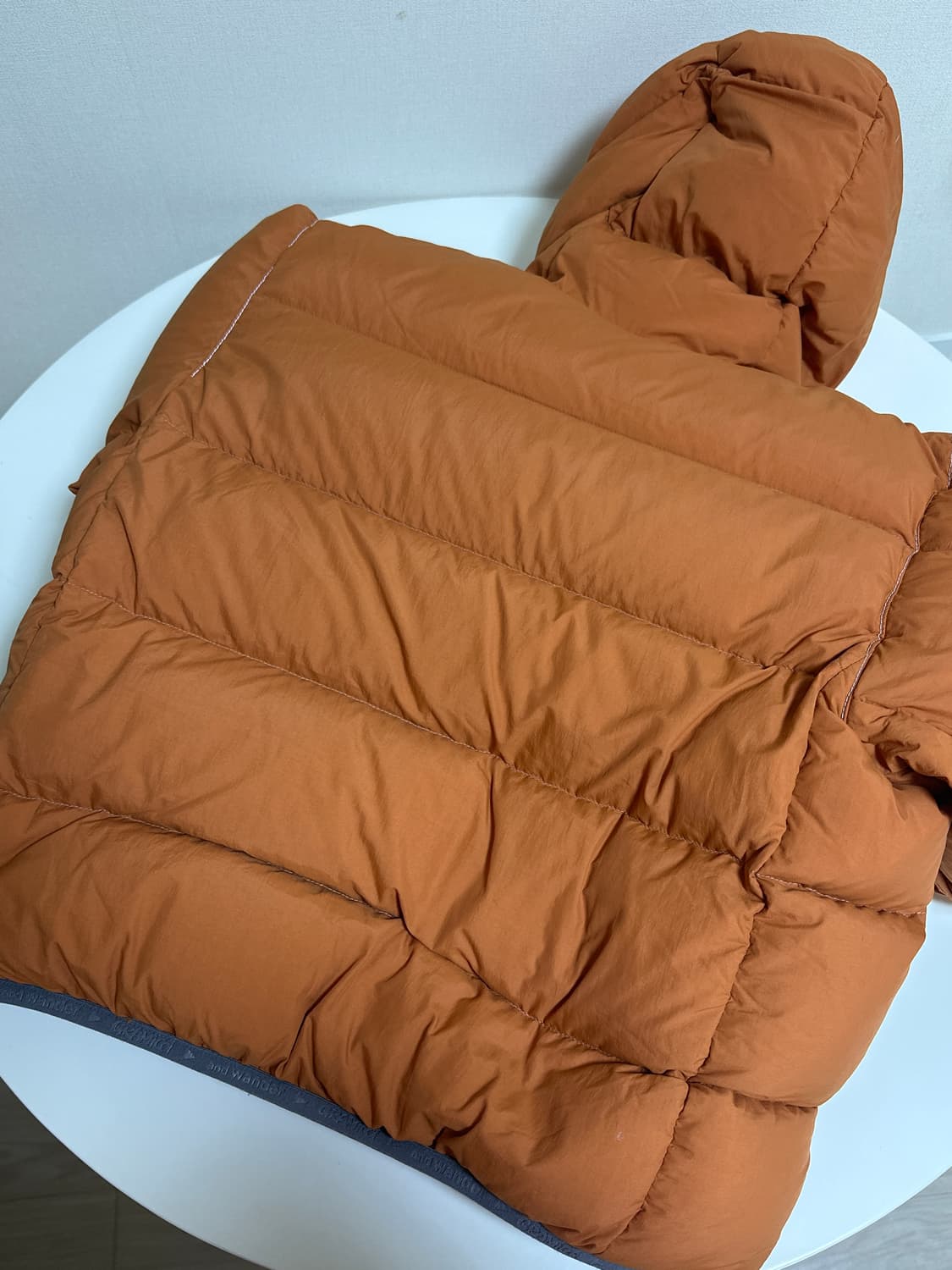 앤드원더X그라미치 오렌지 다운자켓 상품이미지7