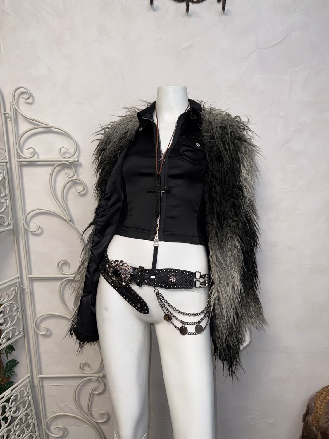 Black & gray gradient grunge fur jacket  상품이미지5