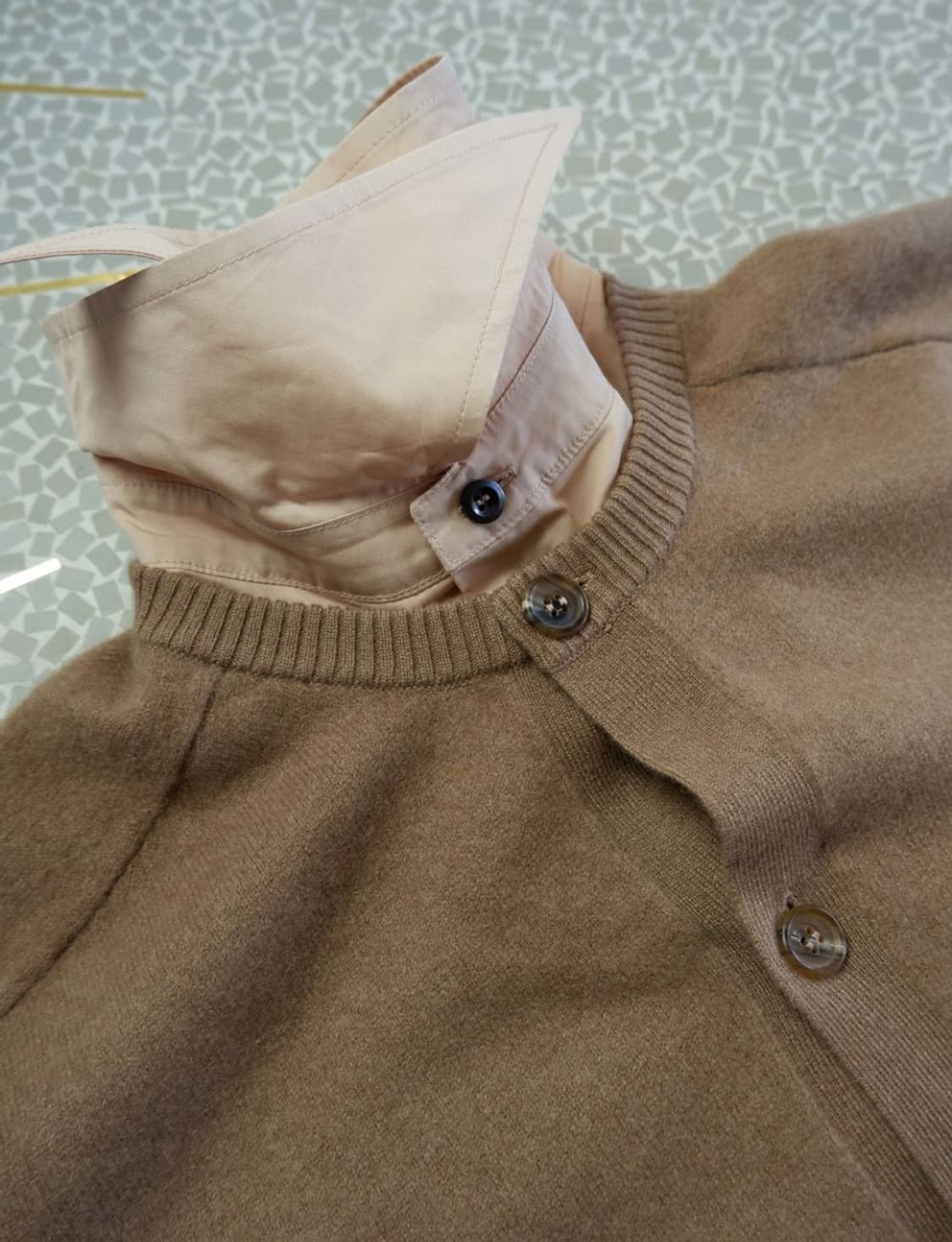 프라다 런웨이 가디건(송강착용) 상품이미지7