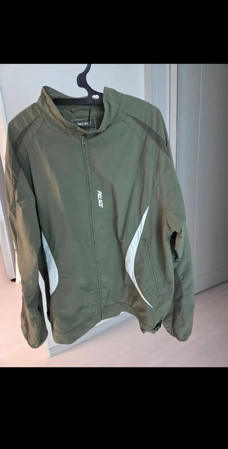 [L] 23SS 팔라스 모토 쉘 자켓 딥그린 판매 상품이미지5