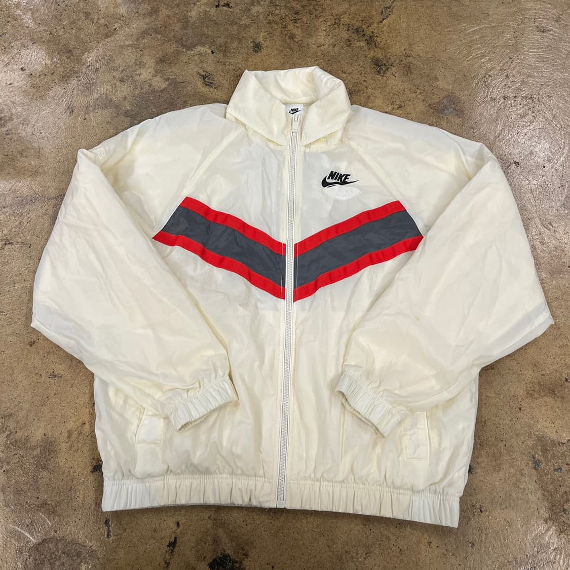 [정품/M] 나이키 바람막이 아이보리 레드 블랙 b15 상품이미지1
