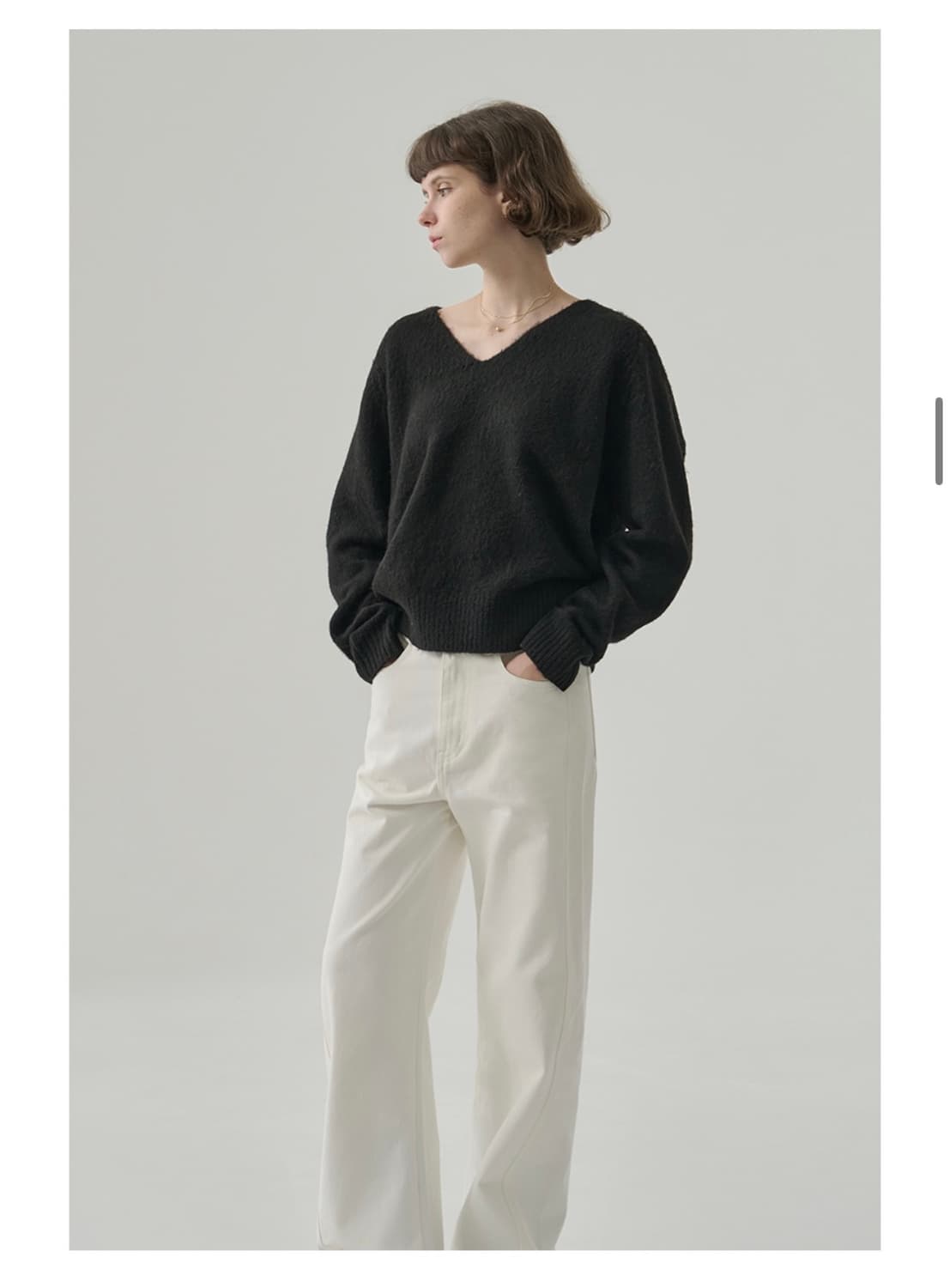 (새상품)(S) 드로우핏 우먼 헤어리 울 브이넥 풀오버 니트 BLACK 상품이미지4