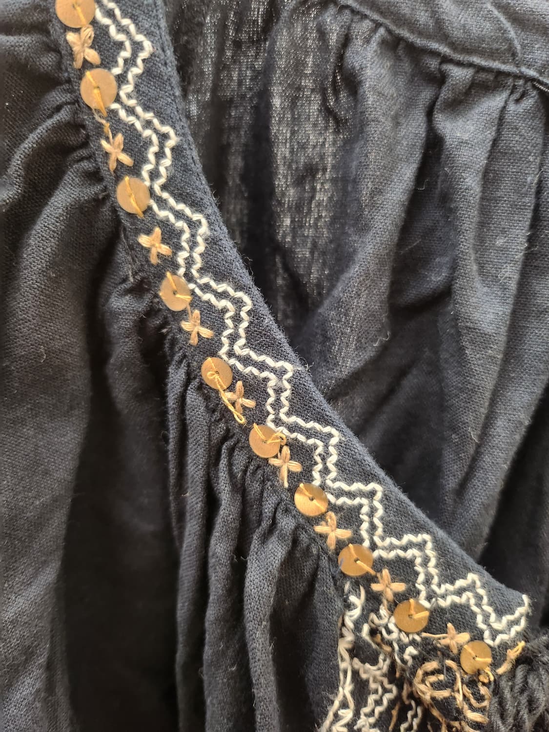 (지구샵) 검정 자수 히피블라우스 상품이미지2