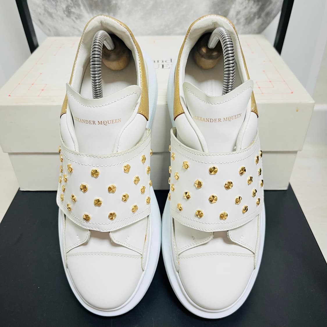 정품 37.5) 알렉산더 맥퀸 오버솔 스터드 스니커즈 235~240 상품이미지3