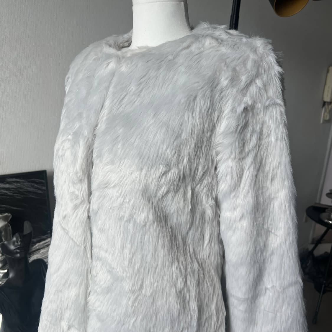 연그레이 롱 페이크퍼자켓 상품이미지2