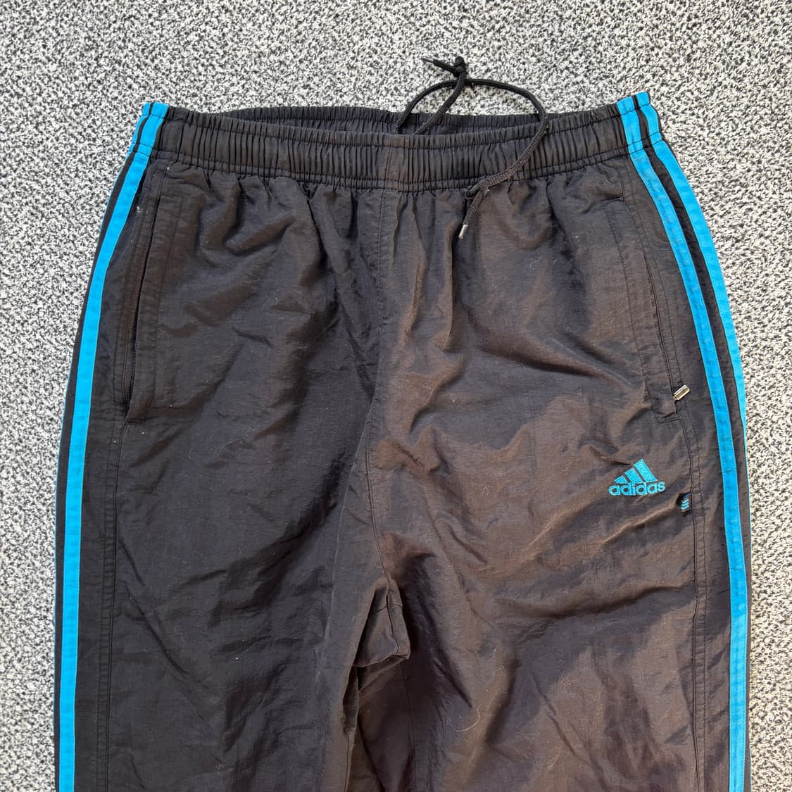 아디다스 올드스쿨 나일론 누빔 조거 팬츠 (90) 상품이미지2