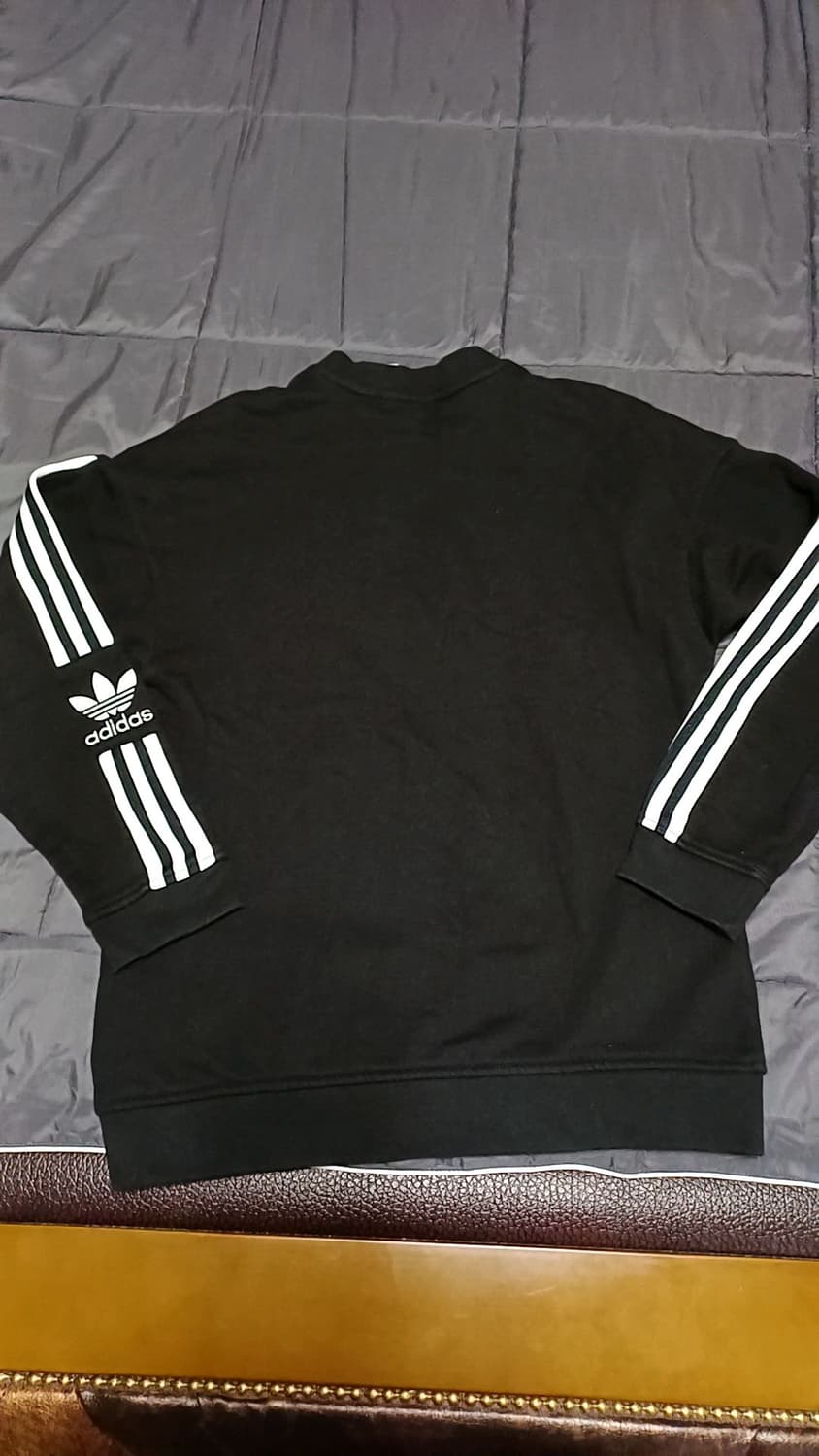 아디다스 맨투맨 90 여성66 가슴50 기장67 상품이미지3