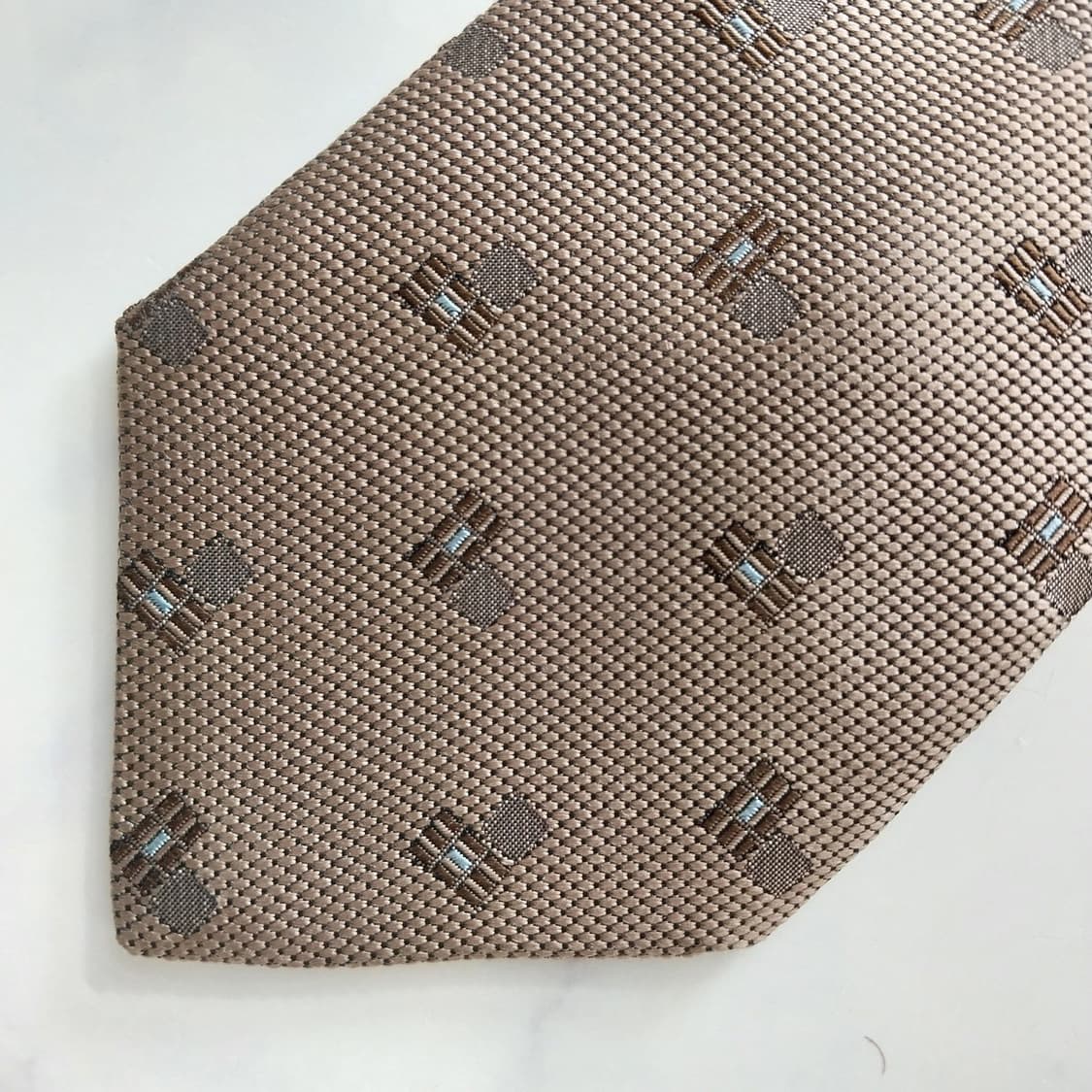 고타이쿠 실크 브라운 자카드 패턴 넥타이 9.6cm A등급 K1310
 상품이미지6