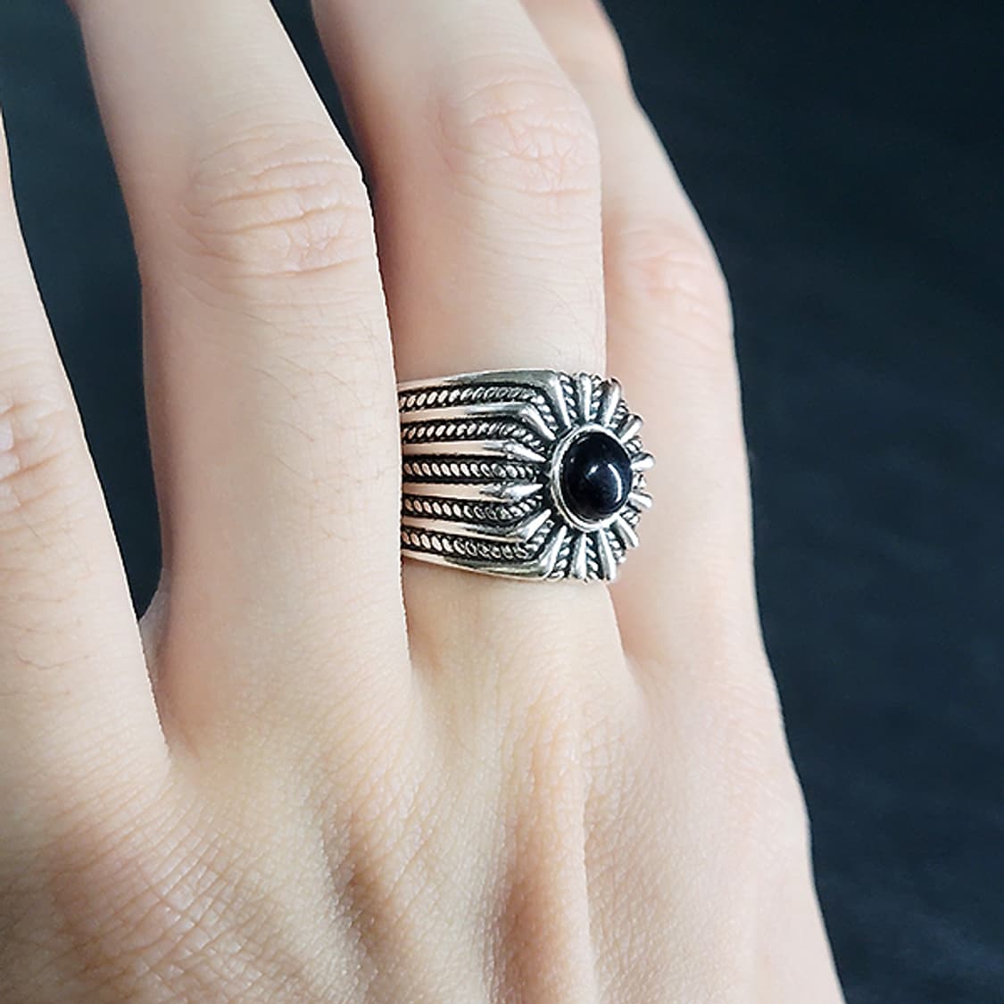 Helior 백동 빅사이즈 남자 엔틱 빈티지 그림자 태양 방패 반지 상품이미지5