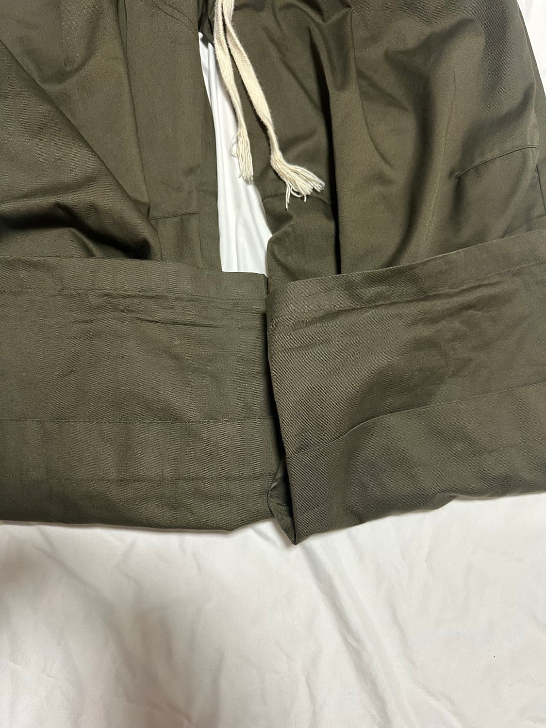 뉴치프시크 dp combine layerd pants(khaki) 상품이미지4