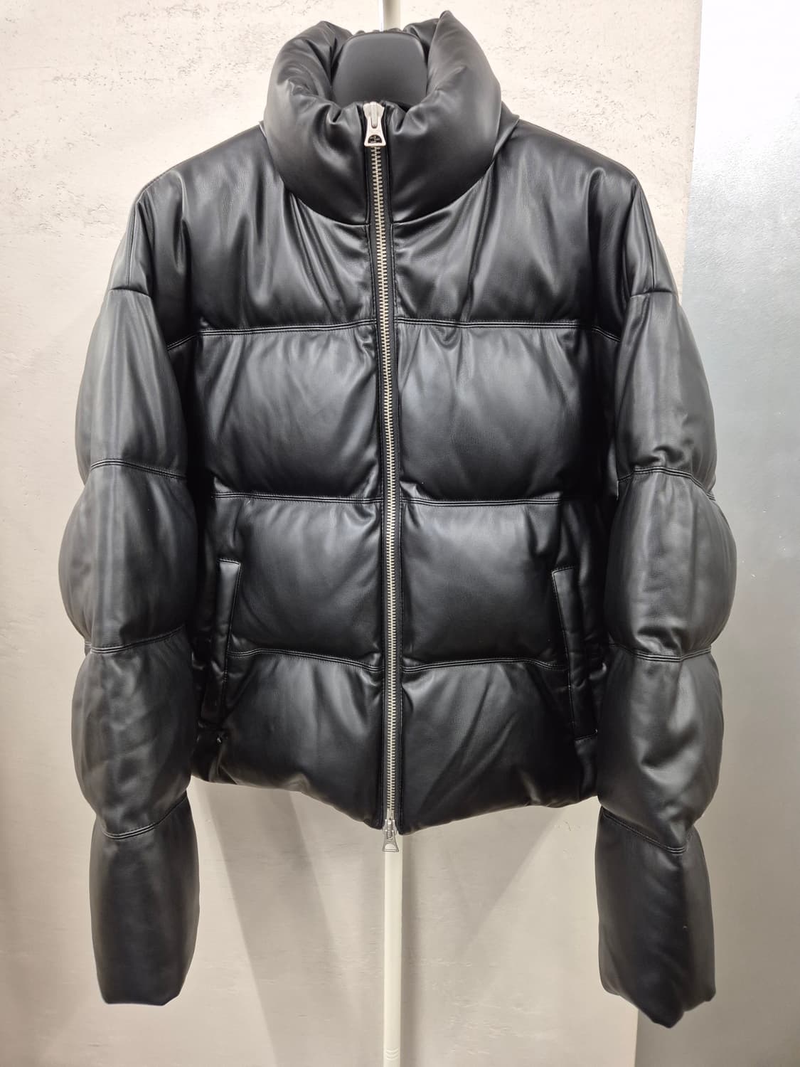 Agingccc 레더덕다운 패딩 M 블랙 상품이미지2